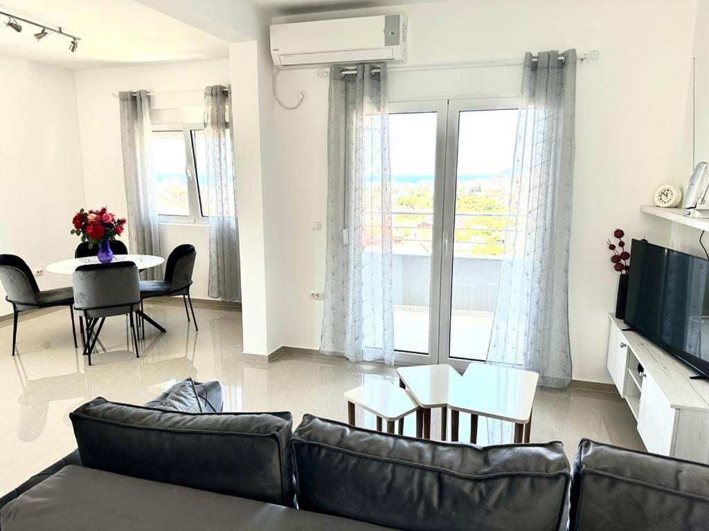 Villa Holiday Apartments Bar Luaran gambar
