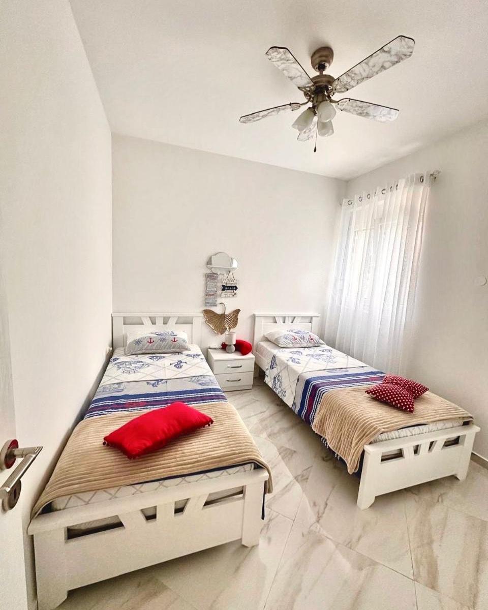 Villa Holiday Apartments Bar Luaran gambar
