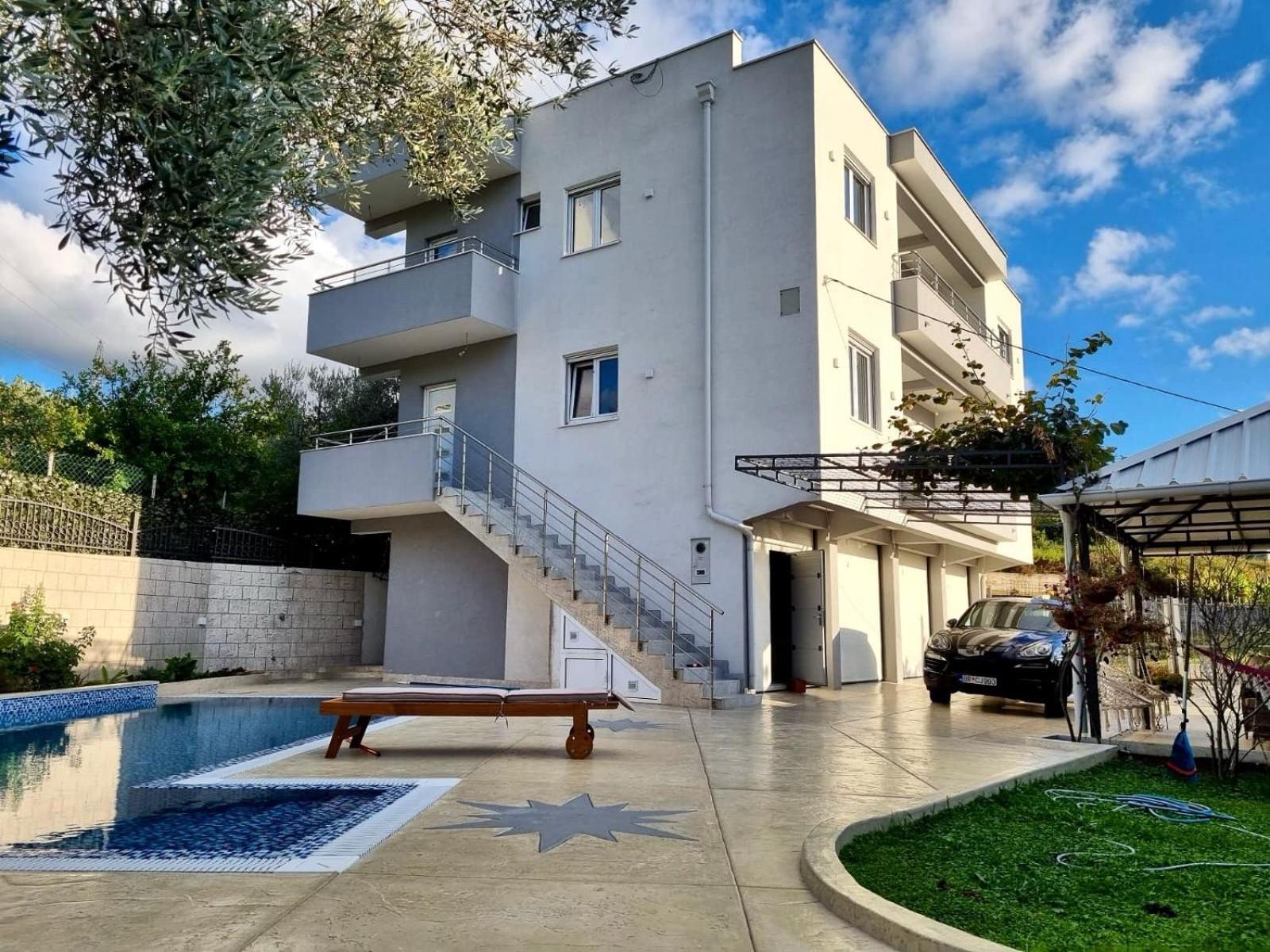 Villa Holiday Apartments Bar Luaran gambar