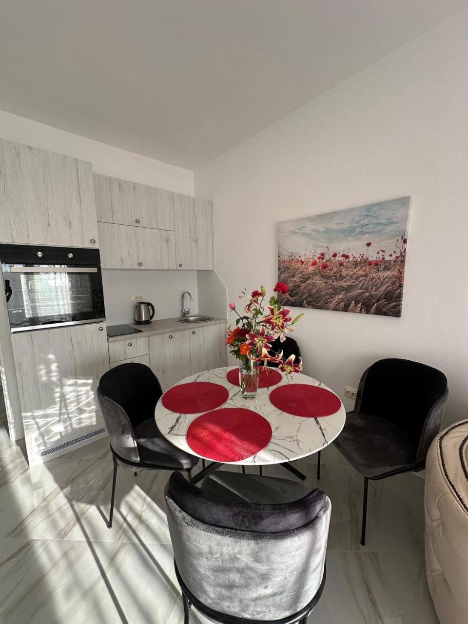 Villa Holiday Apartments Bar Luaran gambar